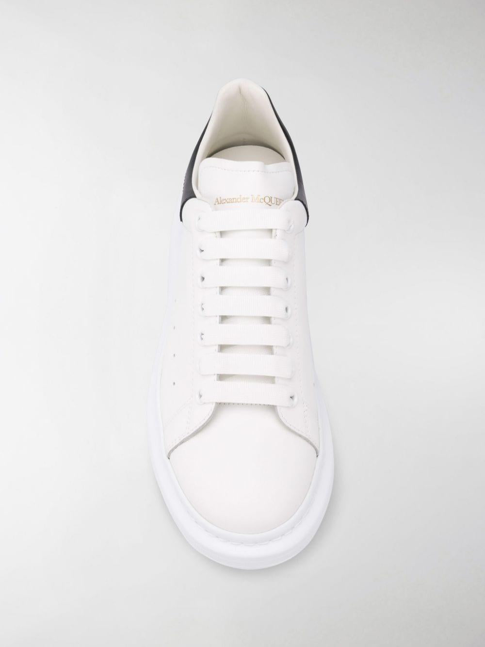 ALEXANDER McQUEEN Sneakers 'Oversize' in pelle bianca 