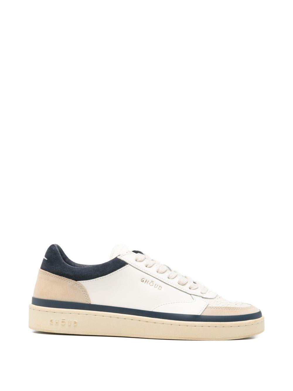 GHOUD Sneakers bianche e blu con dettagli in suede beige 