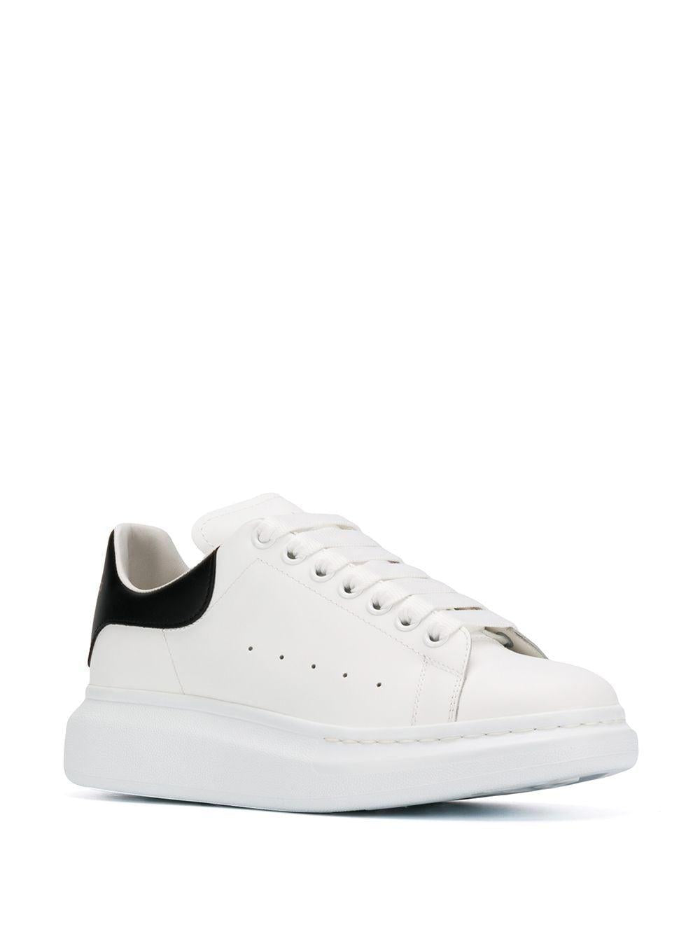 ALEXANDER McQUEEN Sneakers 'Oversize' in pelle bianca 