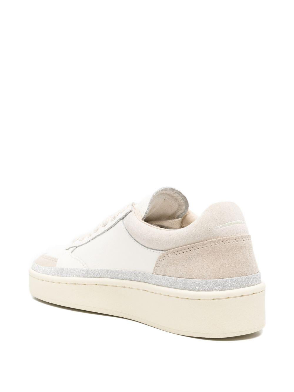 GHOUD Sneakers Pads in pelle bianca e grigia 