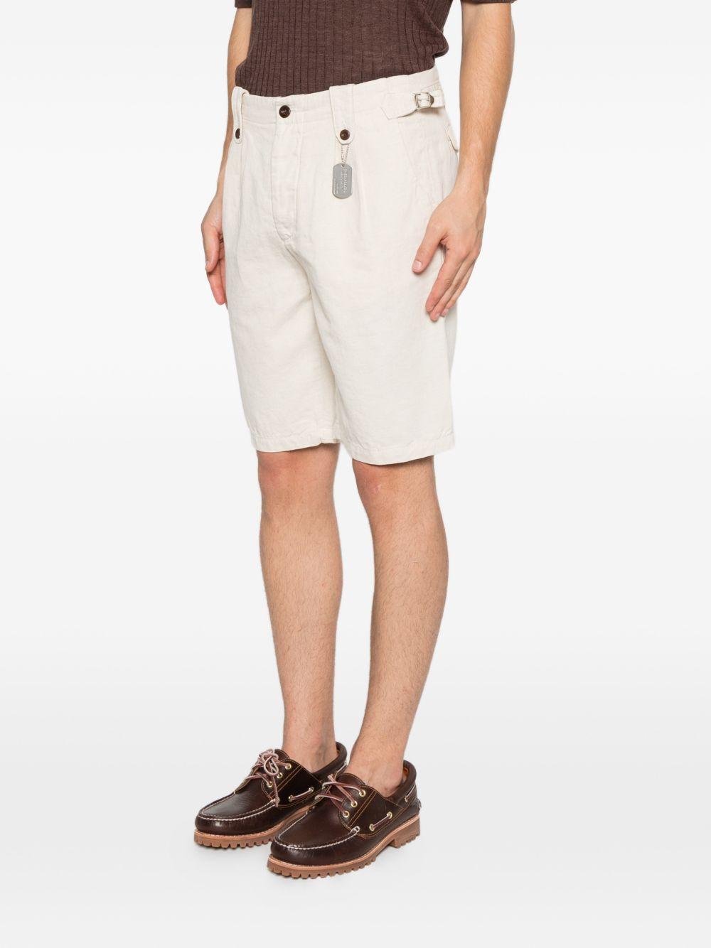 CHESAPEAKES Bermuda Navarre avorio con fibbie regolabili e portachiavi 