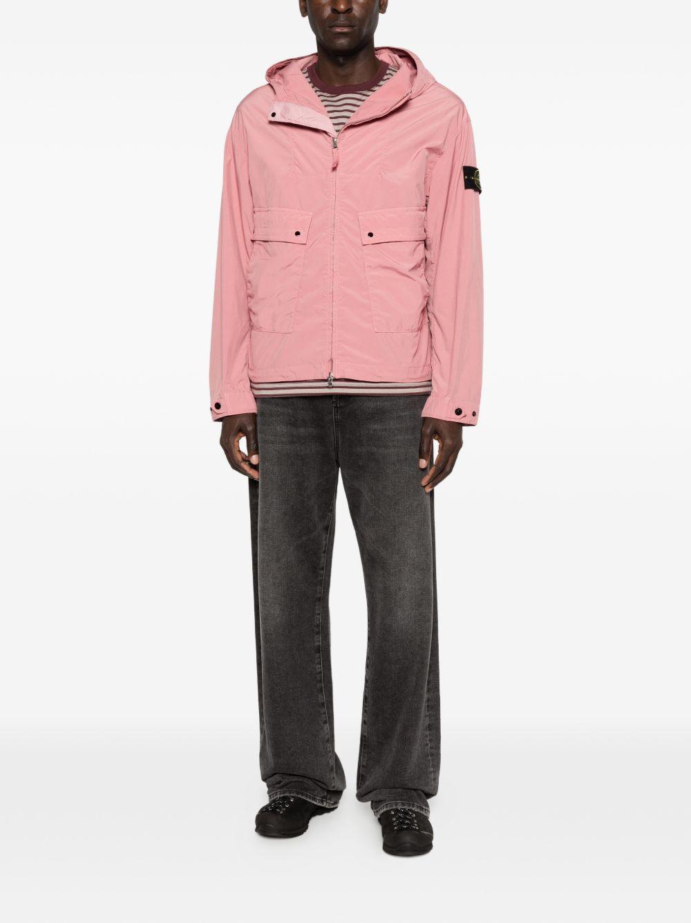 STONE ISLAND Giacca a vento con cappuccio e patch logo 