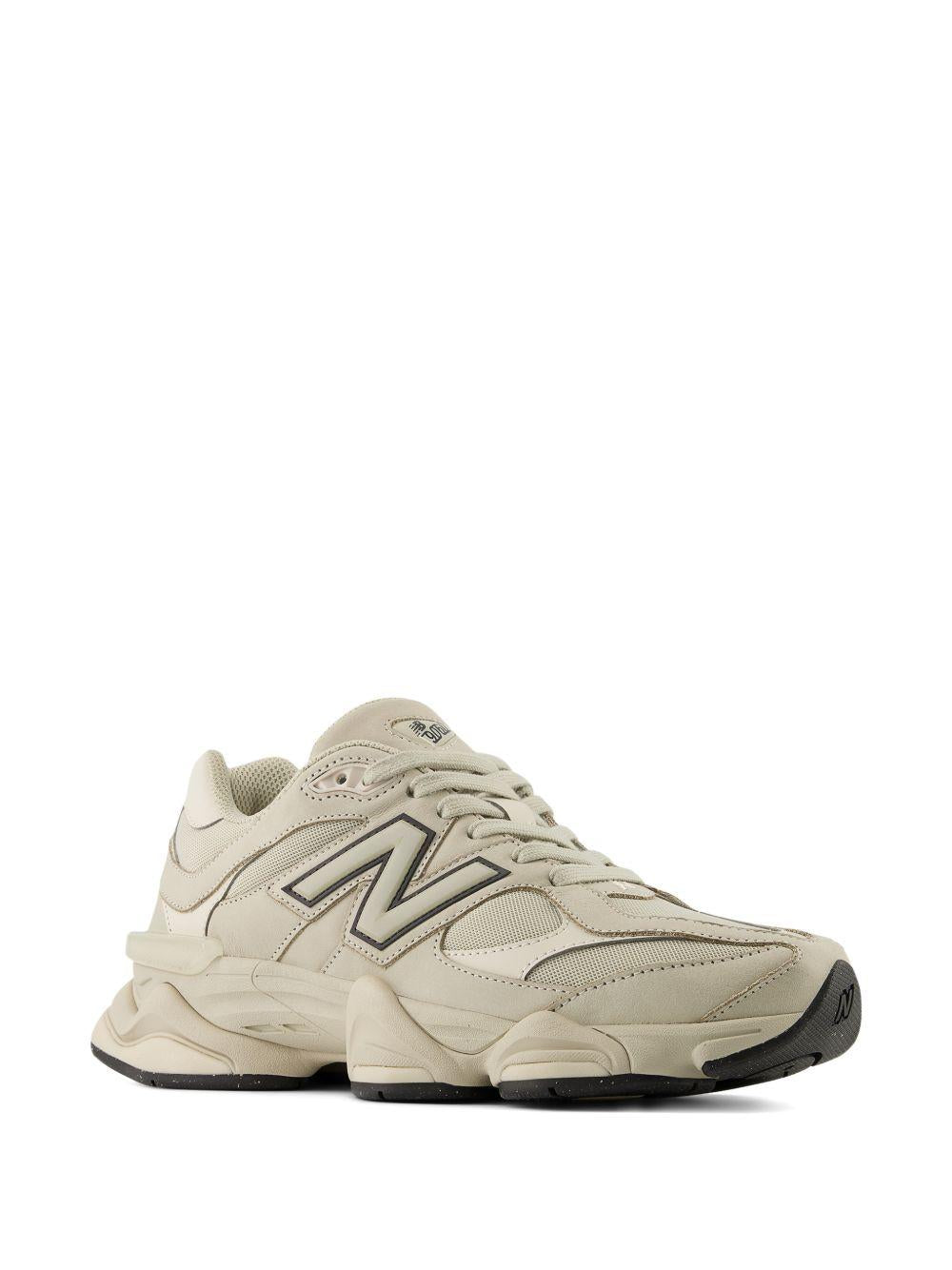 NEW BALANCE Sneakers 9060 in pelle beige 