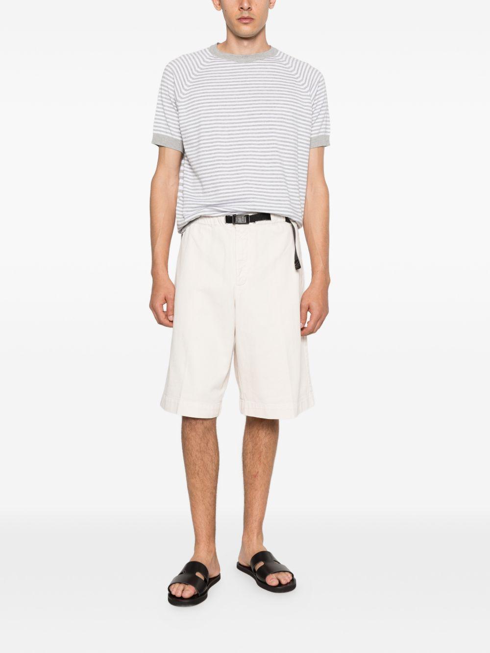 WHITE SAND Shorts in cotone bianco con cintura nera 