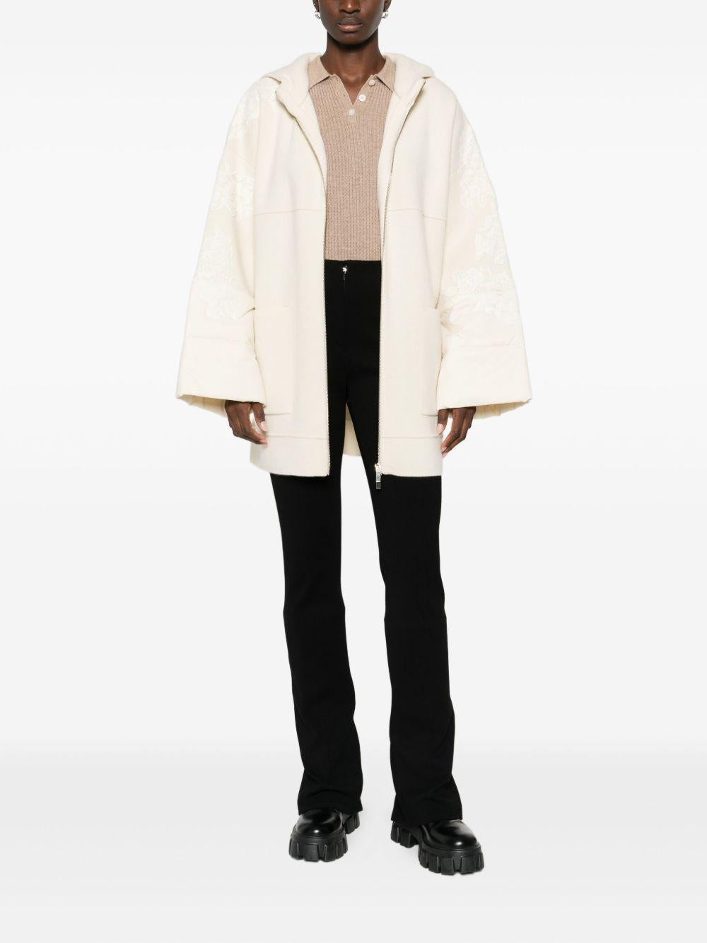 BLUGIRL Cappotto bianco con cappuccio 