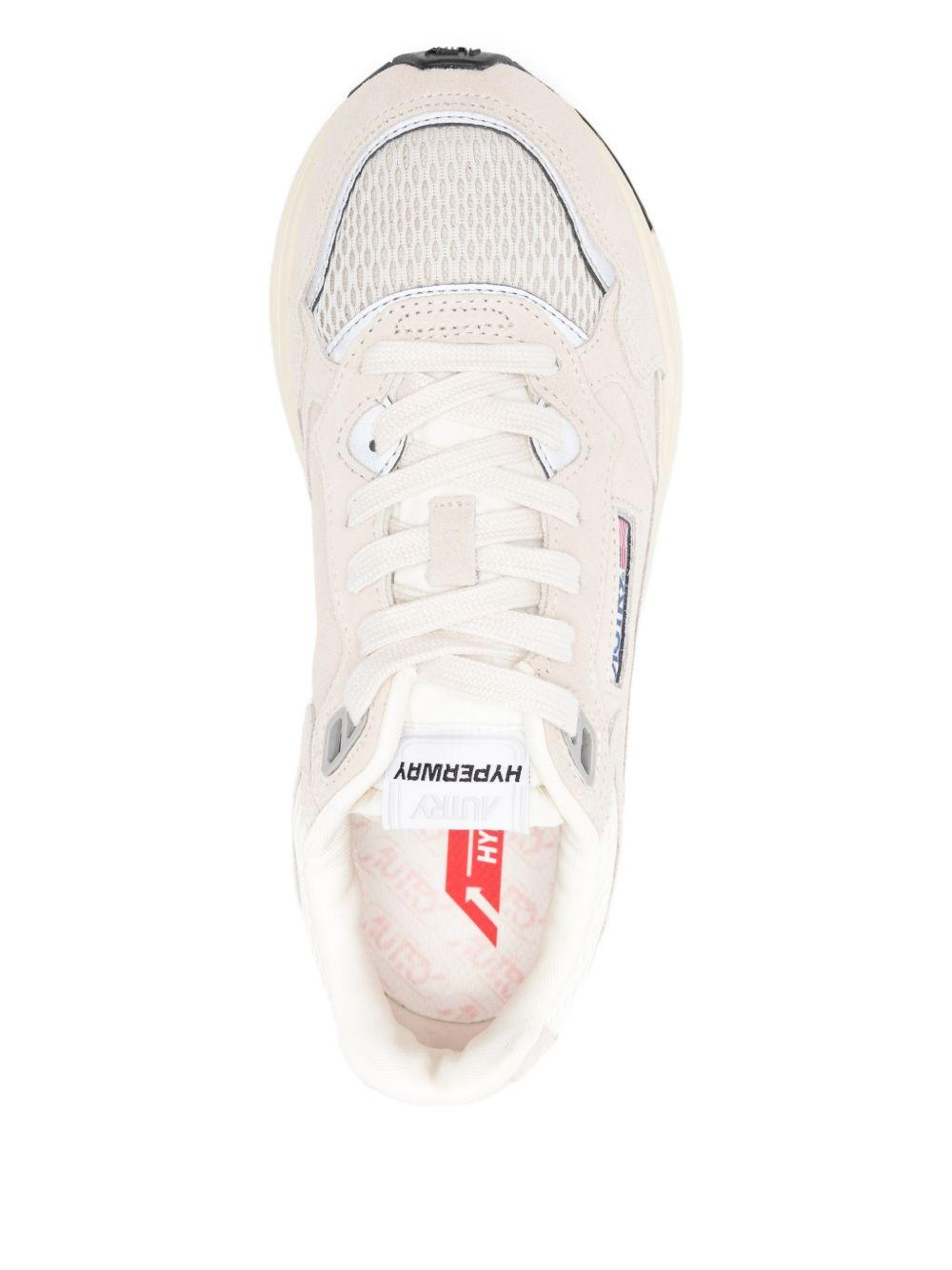 AUTRY Sneakers 'Hyperway' 