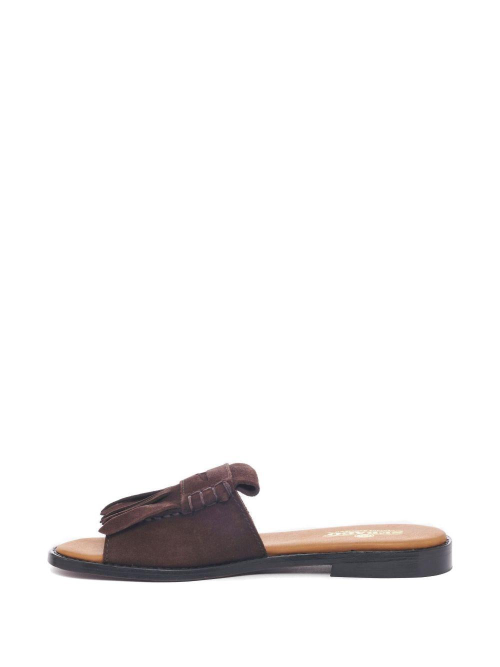 SEBAGO Ciabatte in suede marrone con frange 