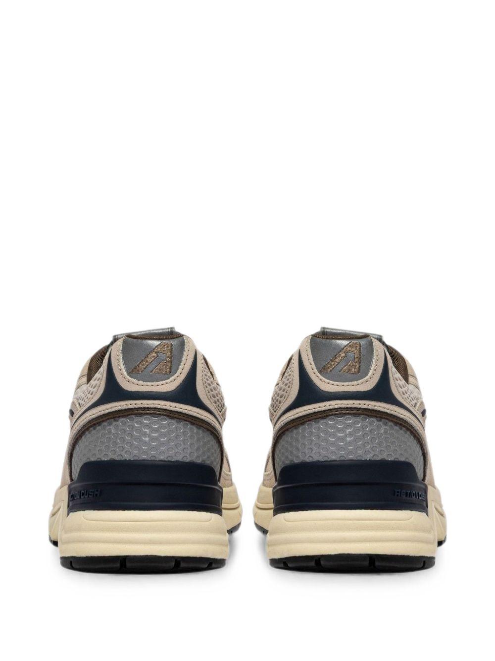 AUTRY Sneakers Hyperway in suede sabbia e blu 