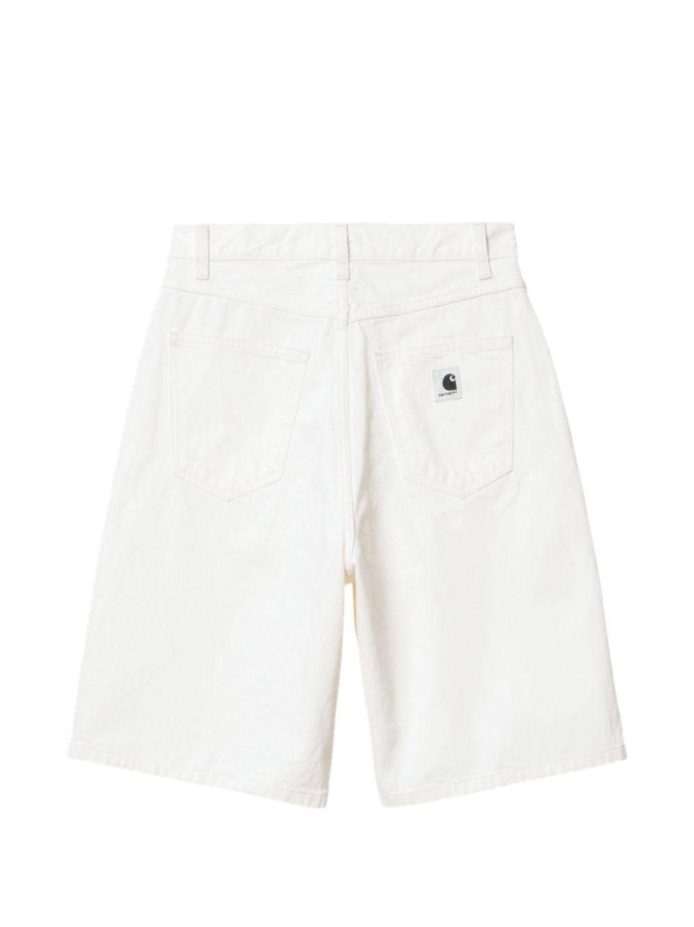 CARHARTT WIP Shorts in denim bianchi con logo 