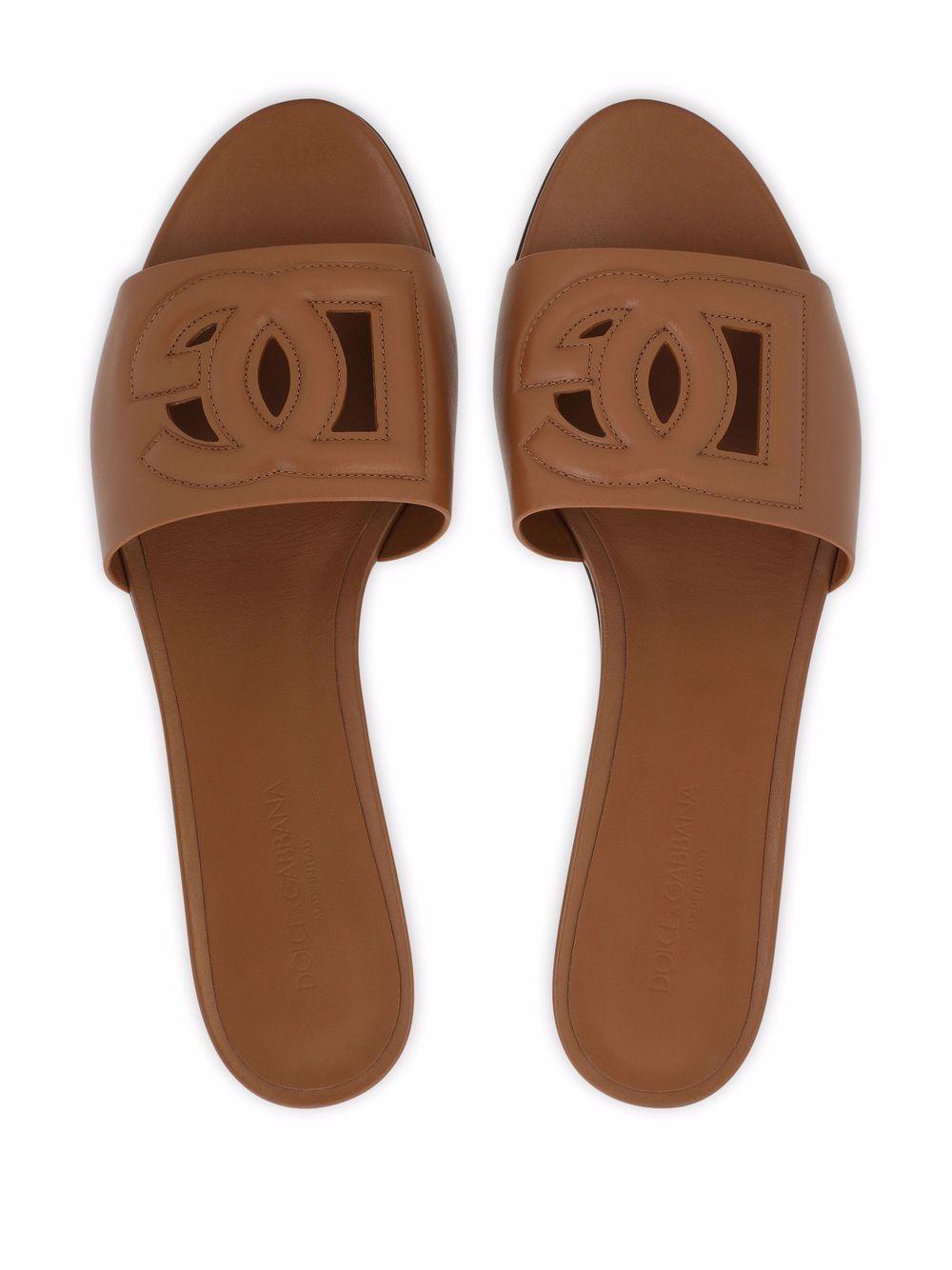 DOLCE e GABBANA Ciabatte basse in pelle marrone 