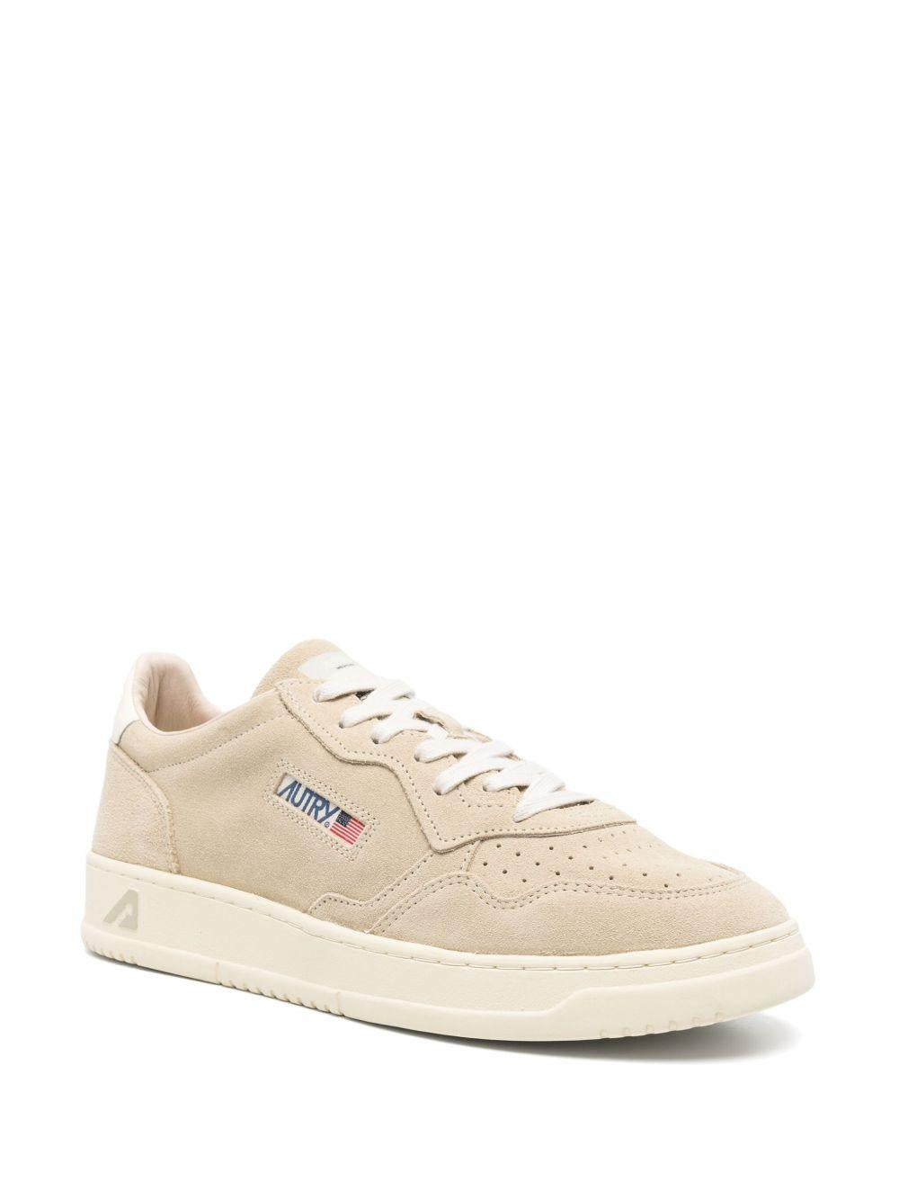 AUTRY Sneakers 'Medalist' in pelle scamosciata beige 
