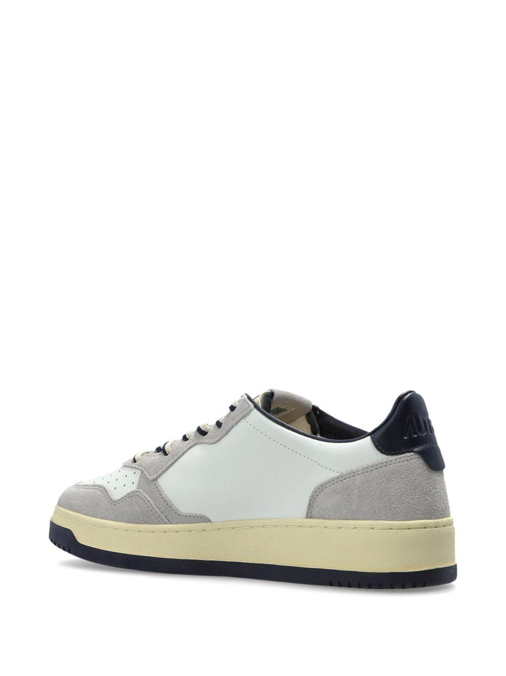 AUTRY Sneakers Medalist in pelle bianca e grigia 