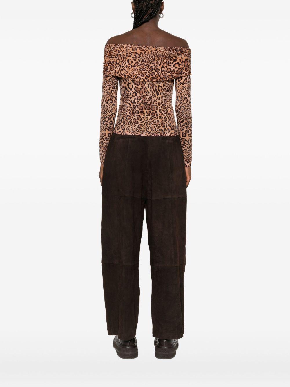 TWINSET Maglia con scollo bardot e stampa animalier 