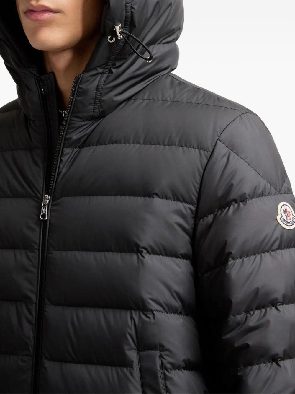 MONCLER Piumino corto con cappuccio 