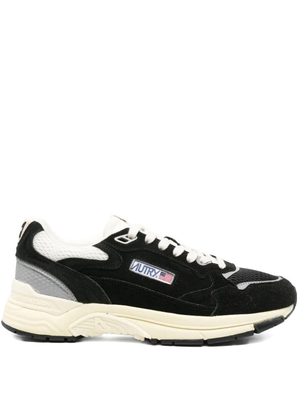 AUTRY Sneakers Hyperway in mesh e suede nero e argento 