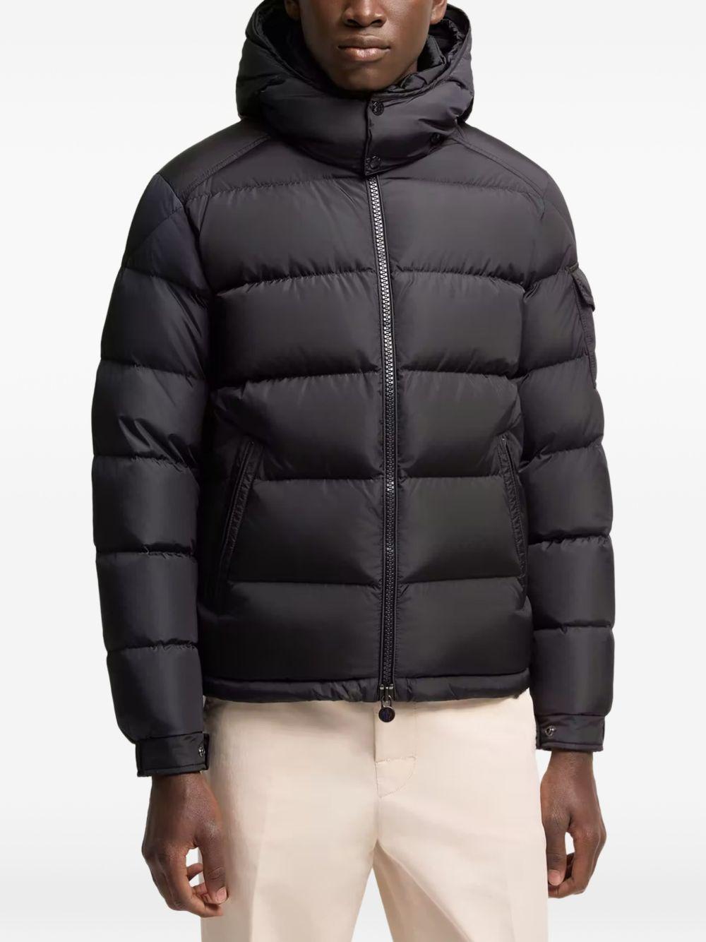 MONCLER Piumino corto Maya in nylon trapuntato con cappuccio rimovibile 