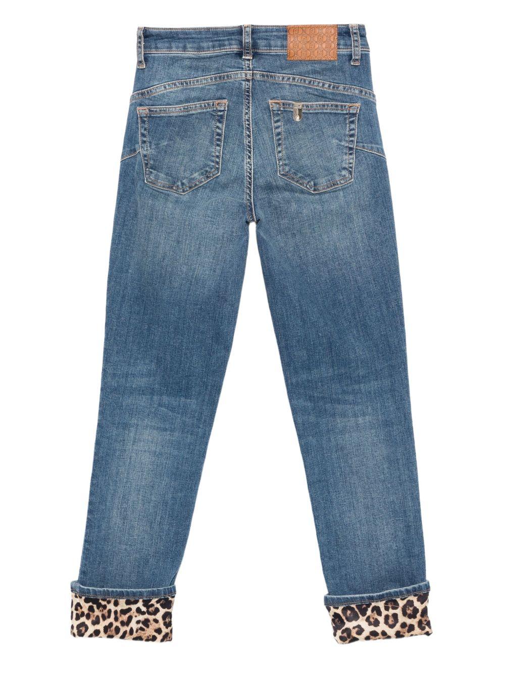LIUJO Jeans blu denim con risvolto a stampa leopardata 