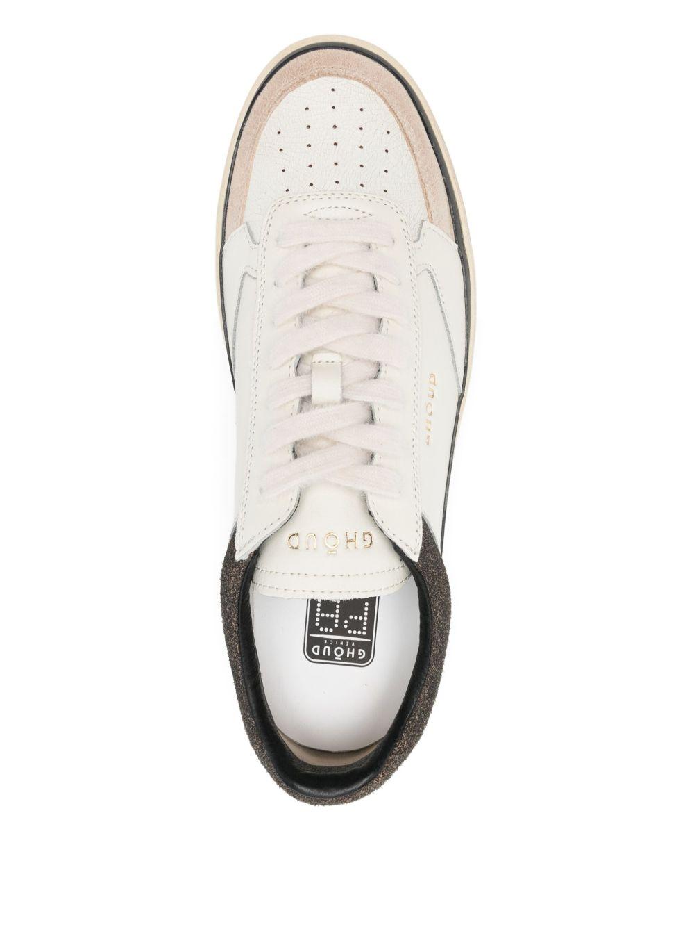 GHOUD Sneakers bianche e verdi con dettagli in suede beige 