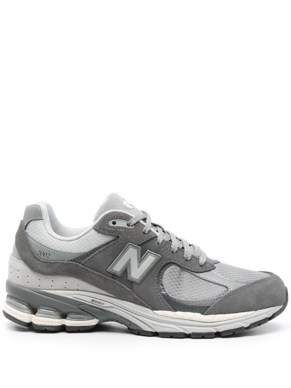 NEW BALANCE Sneakers unisex in camoscio e tela grigio '2002' 