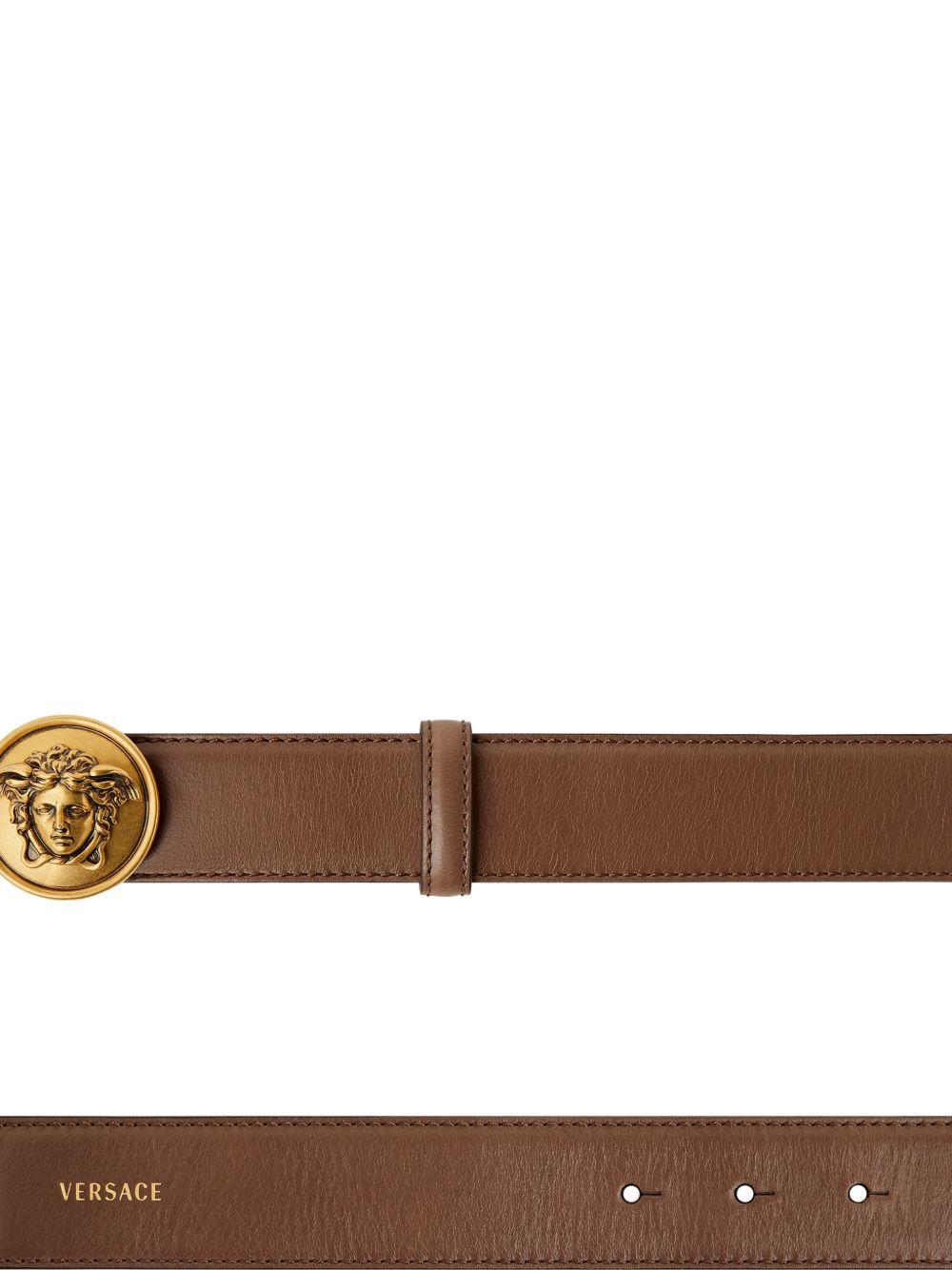 VERSACE Cintura in pelle marrone con fibbia Medusa dorata 