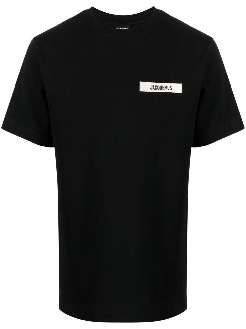 JACQUEMUS T-shirt nera in cotone con patch logo sul petto 