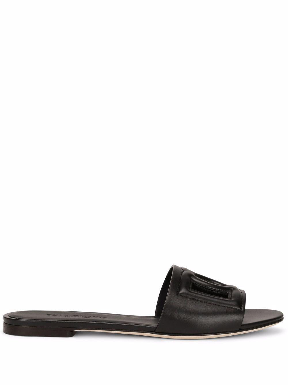 DOLCE e GABBANA Ciabatte basse in pelle nera con logo 