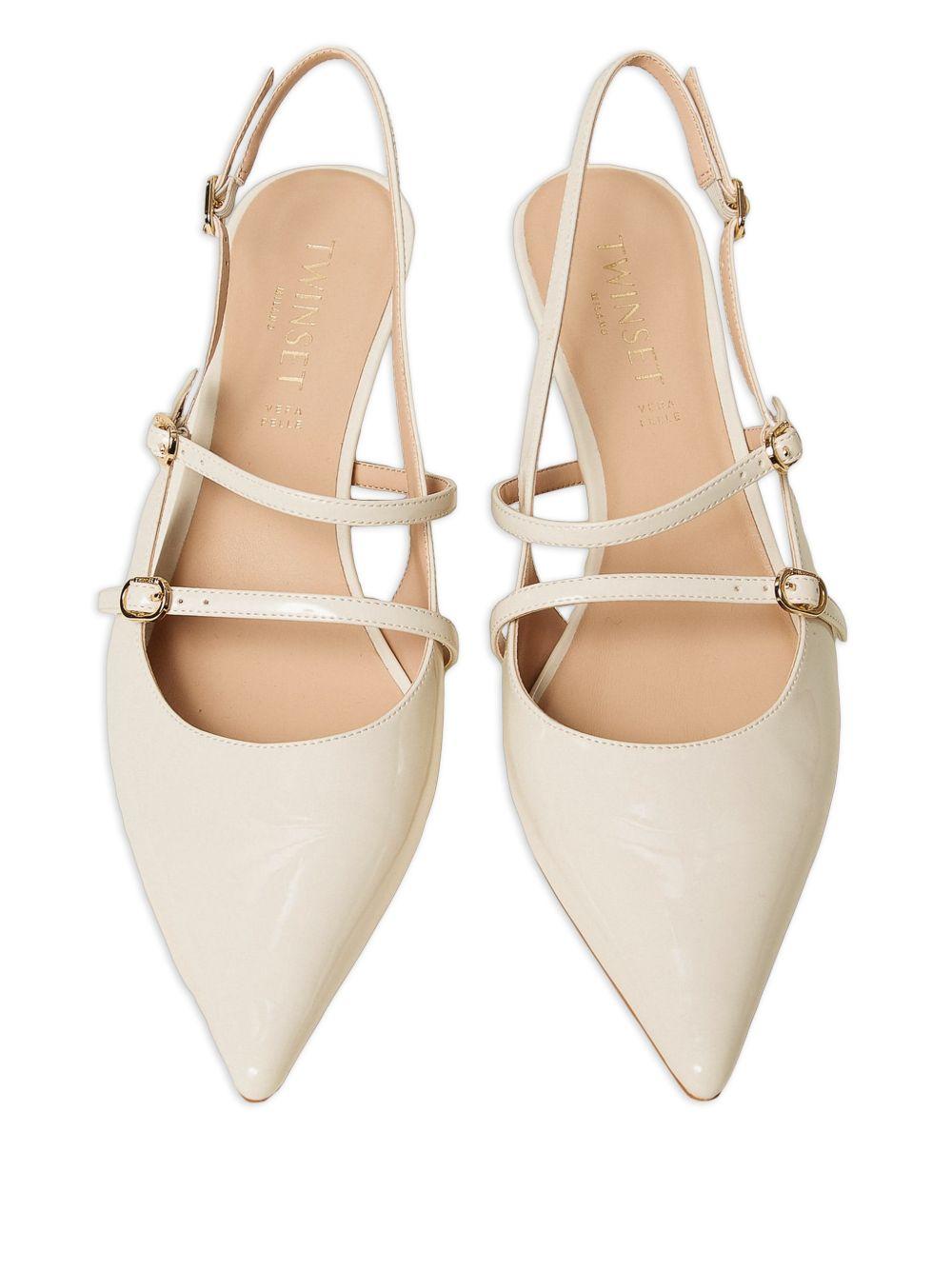 TWINSET Scarpe slingback a punta color panna 