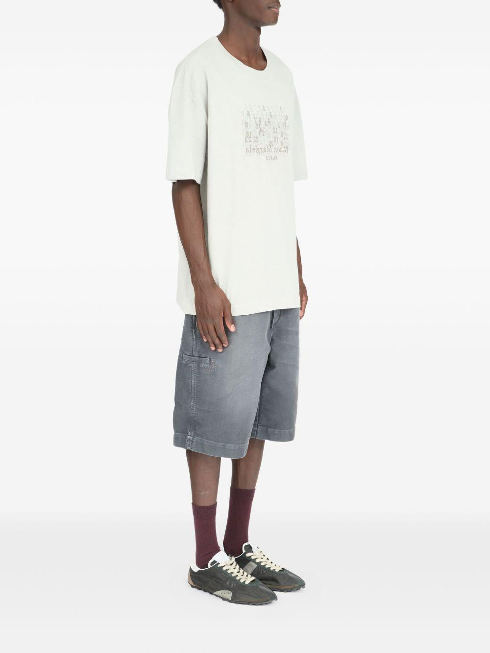 MAISON MARGIELA T-shirt in cotone grigio con stampa 