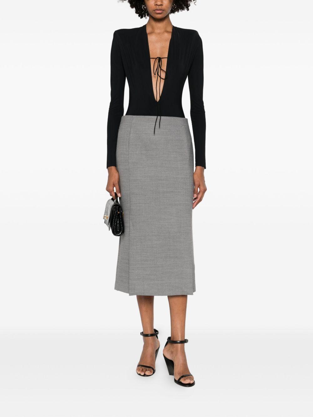 AMAZUIN Body Martin nero con scollo a V 