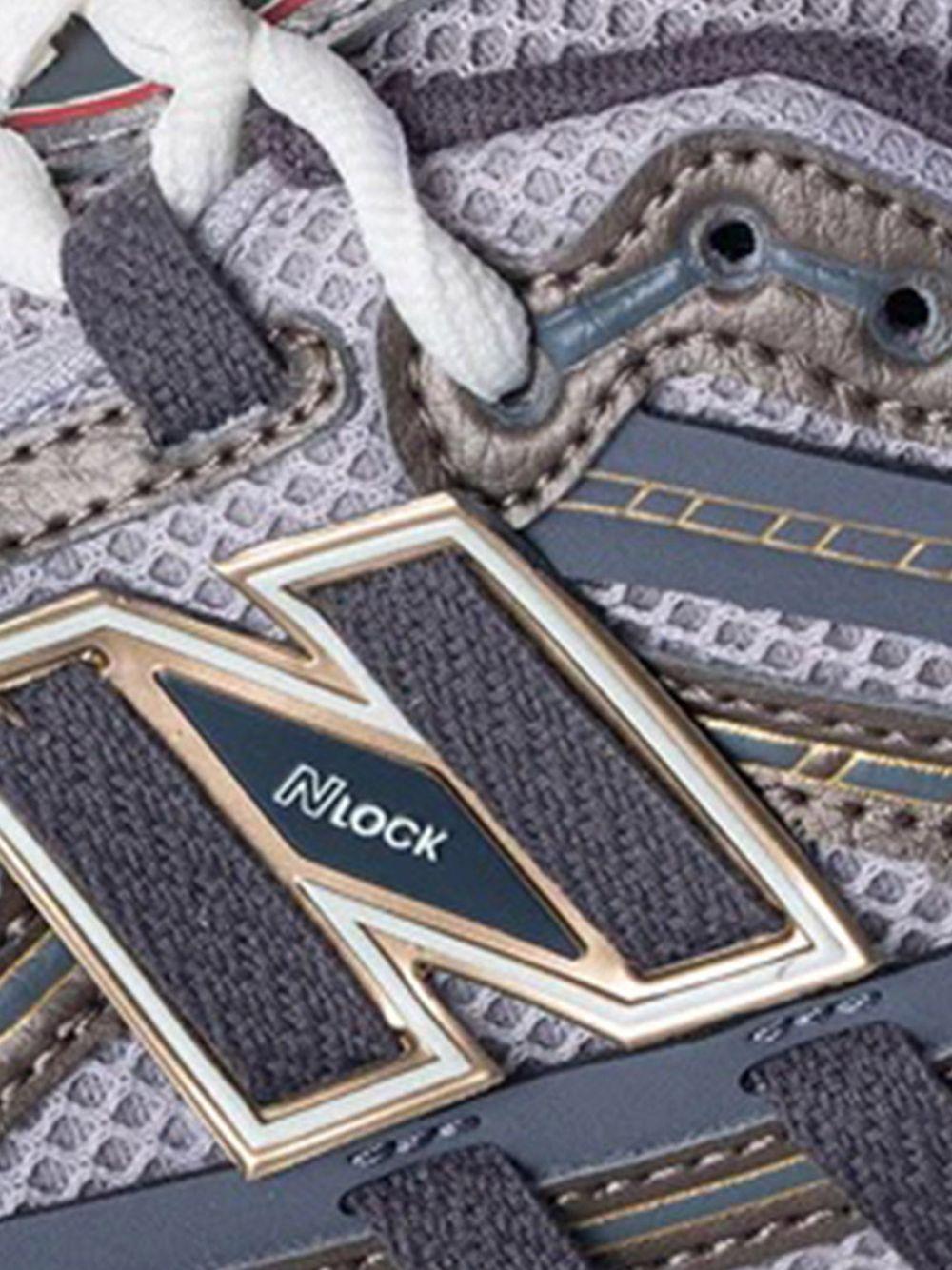 NEW BALANCE Sneakers 1906 grigie e blu 