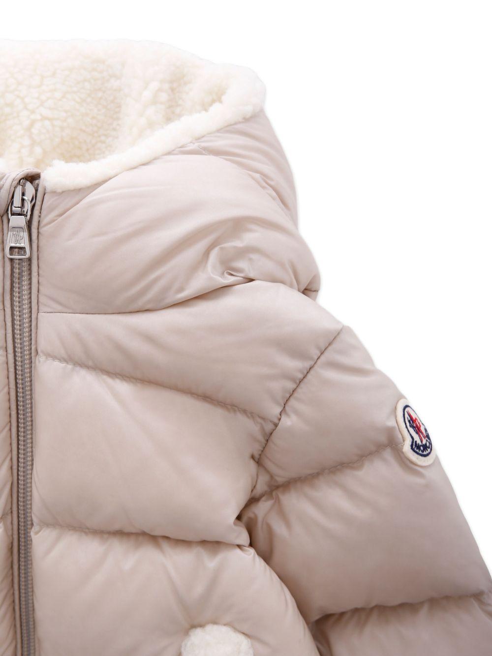 MONCLER Piumino 'Bluma' beige con dettagli effetto teddy 
