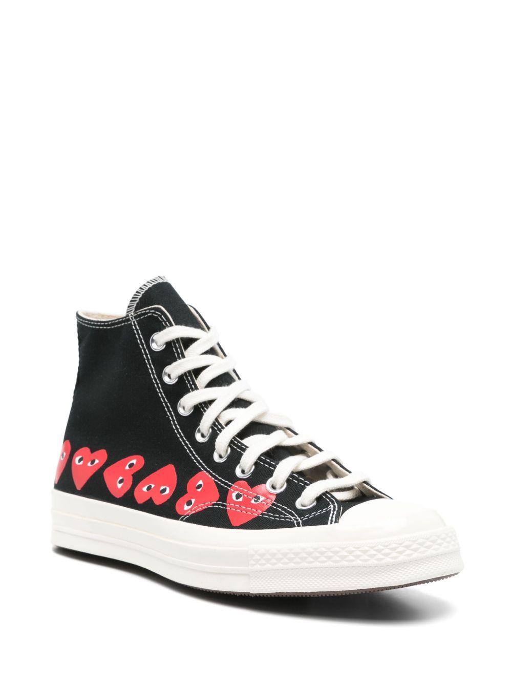 COMME DES GARCONS PLAY Sneakers con cuori 