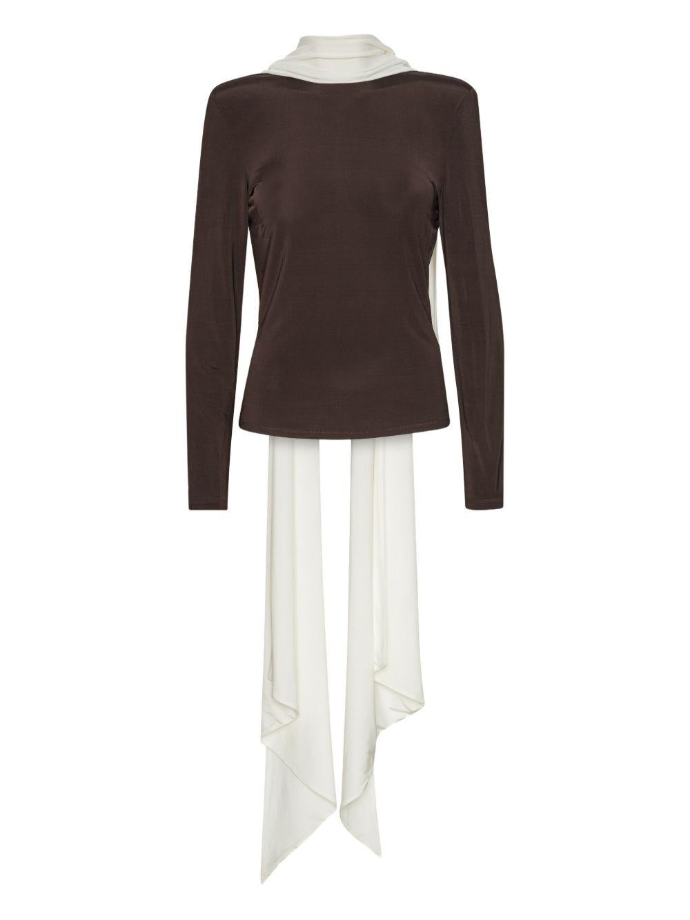 ROTATE Top marrone con scialle bianco 