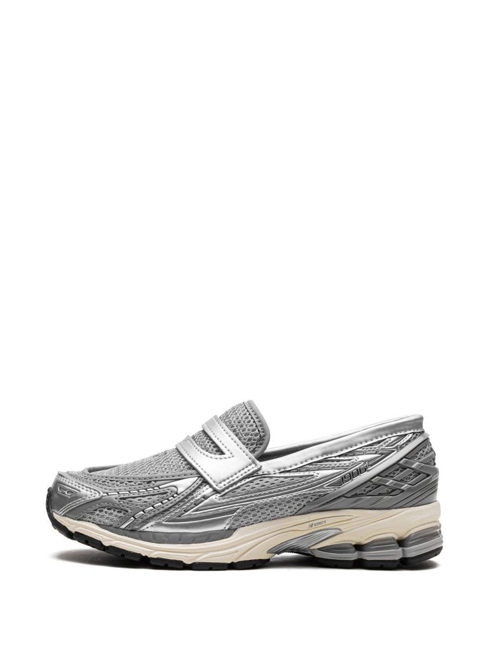 NEW BALANCE Sneakers a mocassino 1906L grigio e bianco 