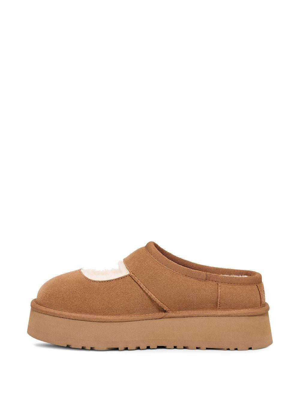 UGG 'Bea Mary Jane' color cammello 