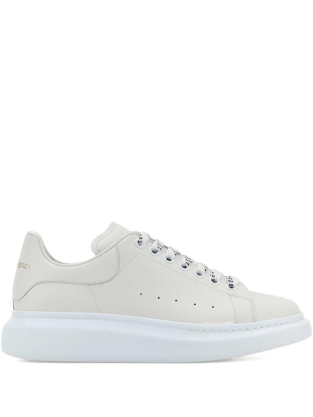ALEXANDER McQUEEN Sneakers 'Oversize' in pelle bianca 