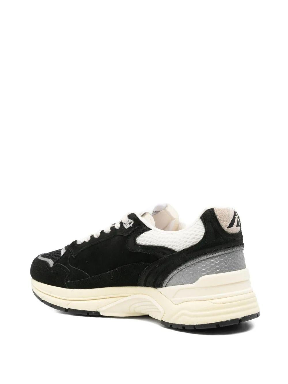 AUTRY Sneakers Hyperway in mesh e suede nero e argento 