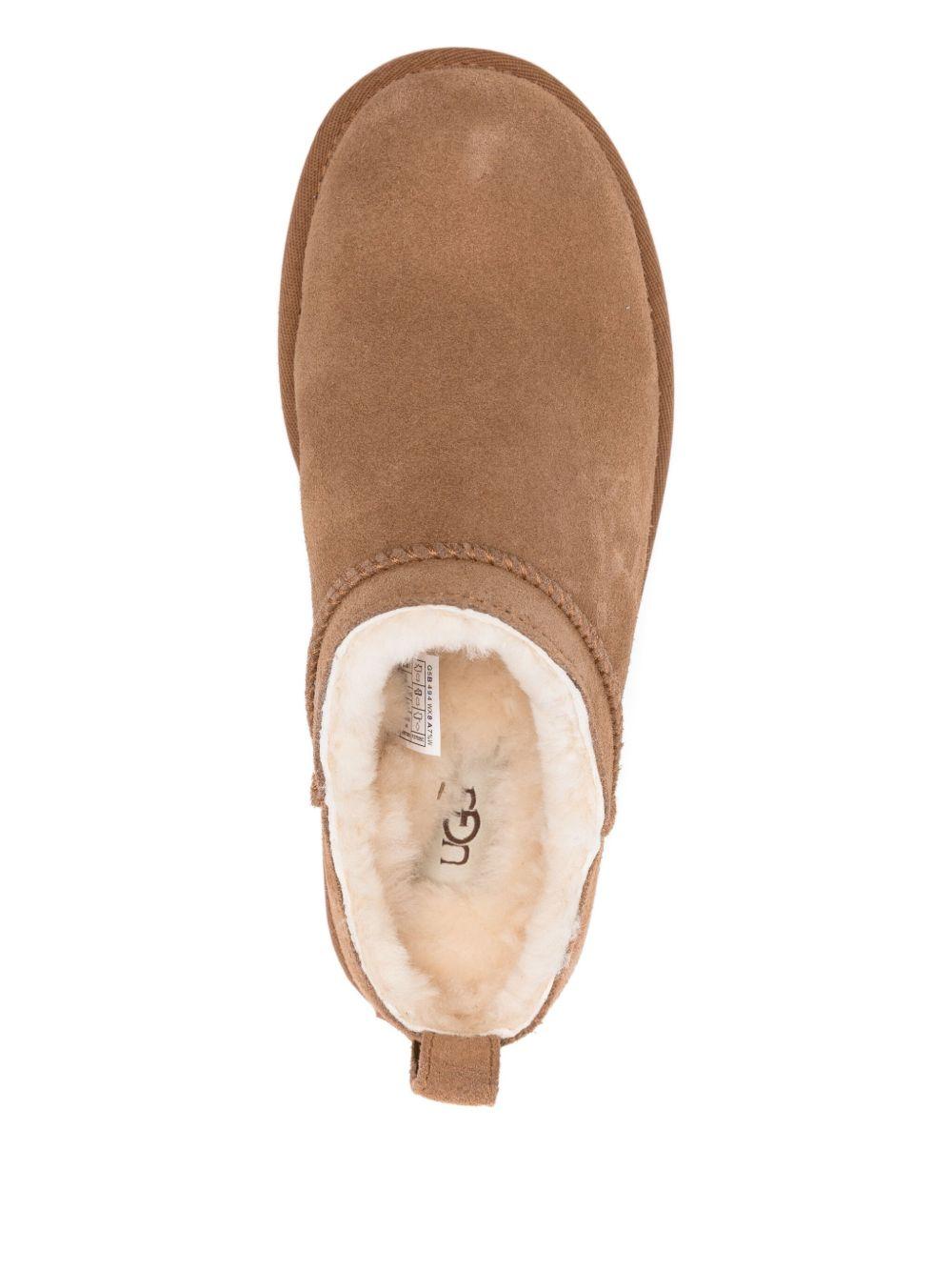 UGG Stivaletti 'Classic Micro' Color castagno 