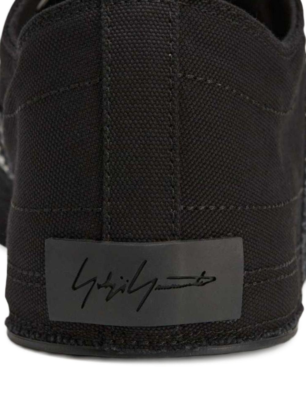 Y3 Sneakers Nissa Lo nere con dettagli a righe 