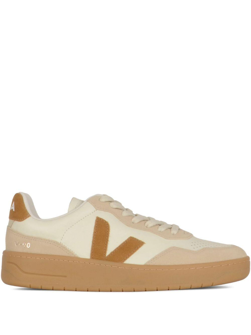 VEJA Sneakers 'V-90' 
