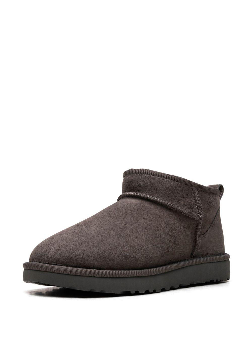 UGG Stivaletti 'Classic Ultra Mini' grigi 