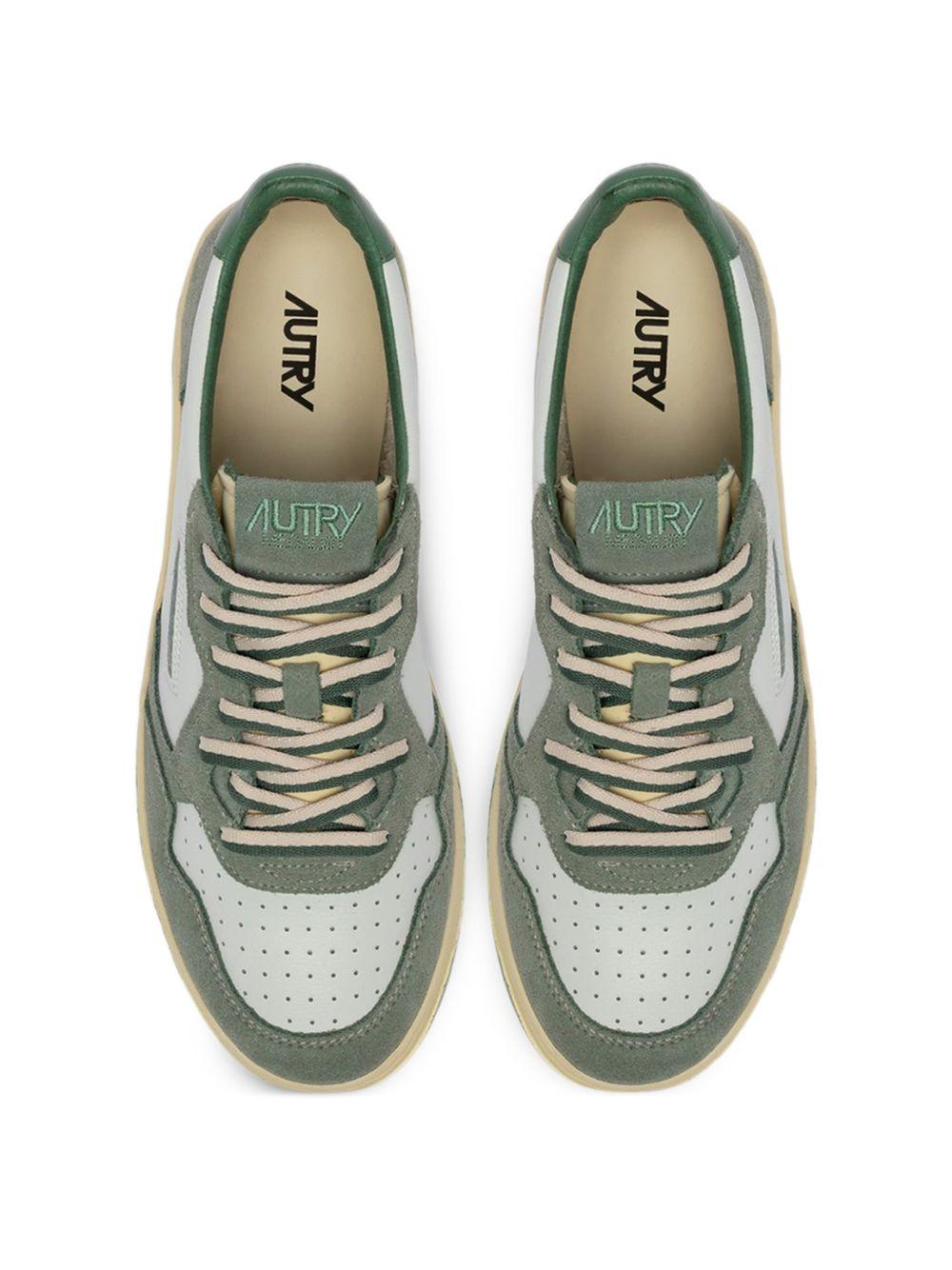 AUTRY Sneakers Medalist bianche e verdi in pelle 