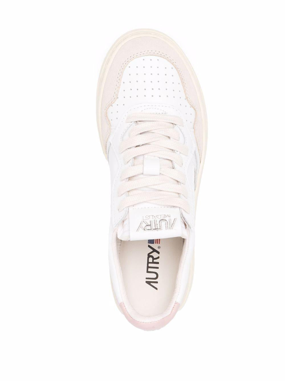 AUTRY Sneakers 'Medalist' in pelle di vitello bianca e rosa 