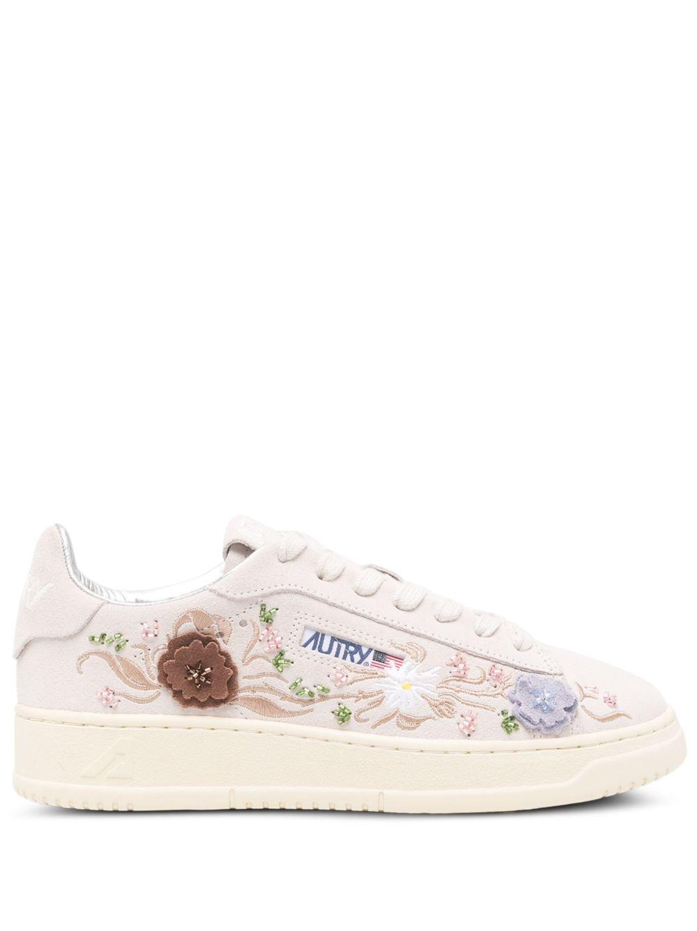 Dallas Low embroidered sneakers