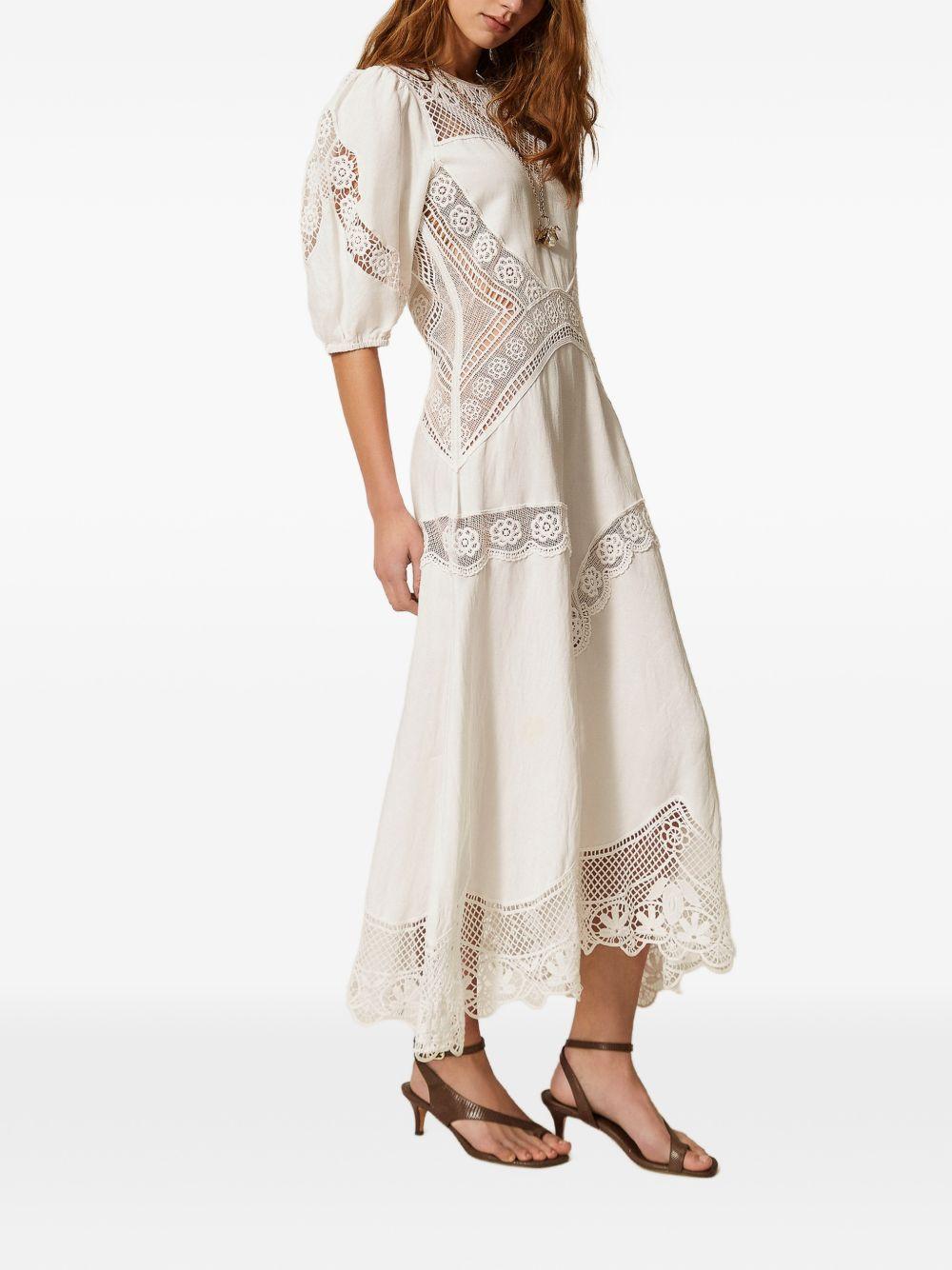 TWINSET Abito bianco con trine e maniche a sbuffo 