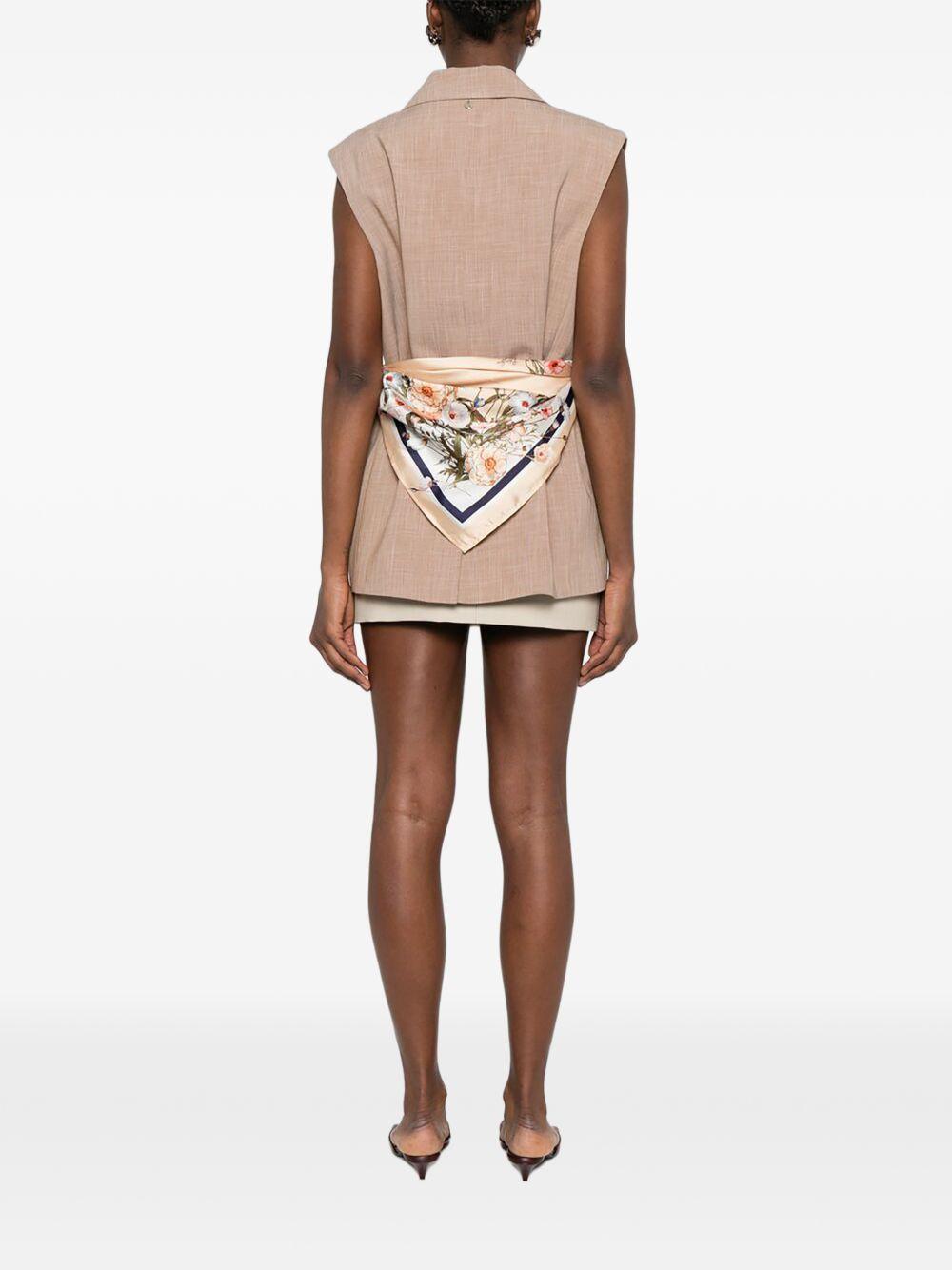 LIUJO Gilet strutturato beige con foulard in vita 