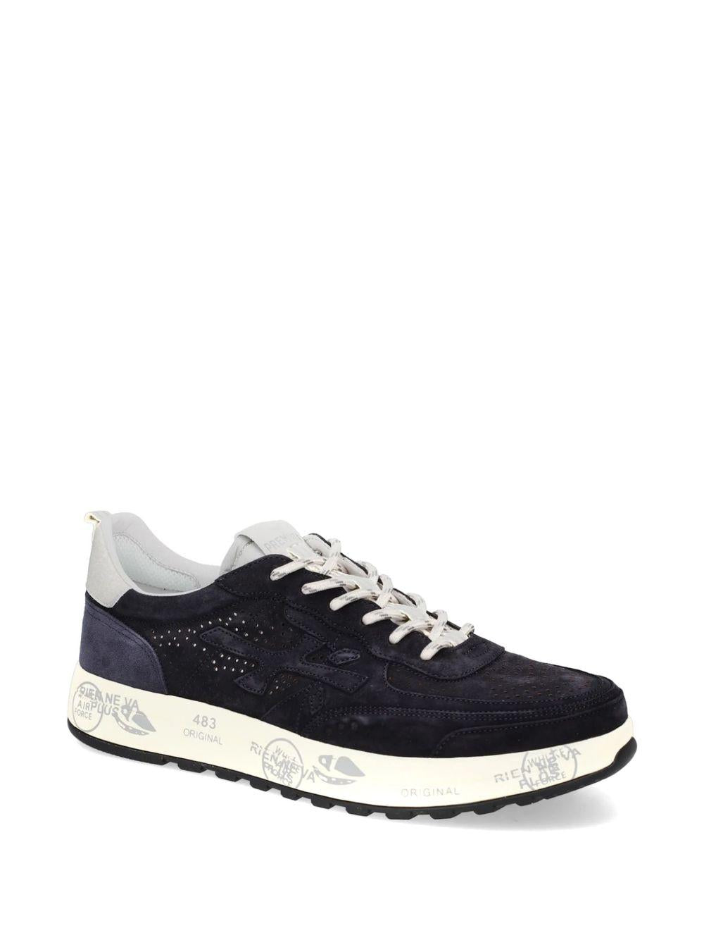 PREMIATA Sneakers Nous in camoscio nero con suola bianca 