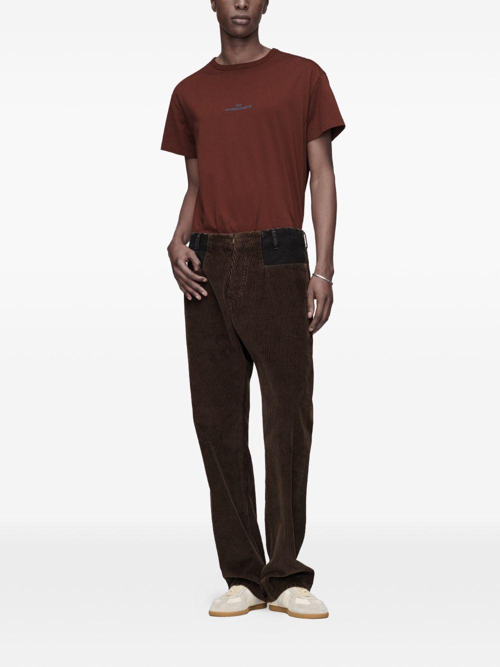 MAISON MARGIELA T-shirt oversize con logo ricamato in cotone bordeaux 