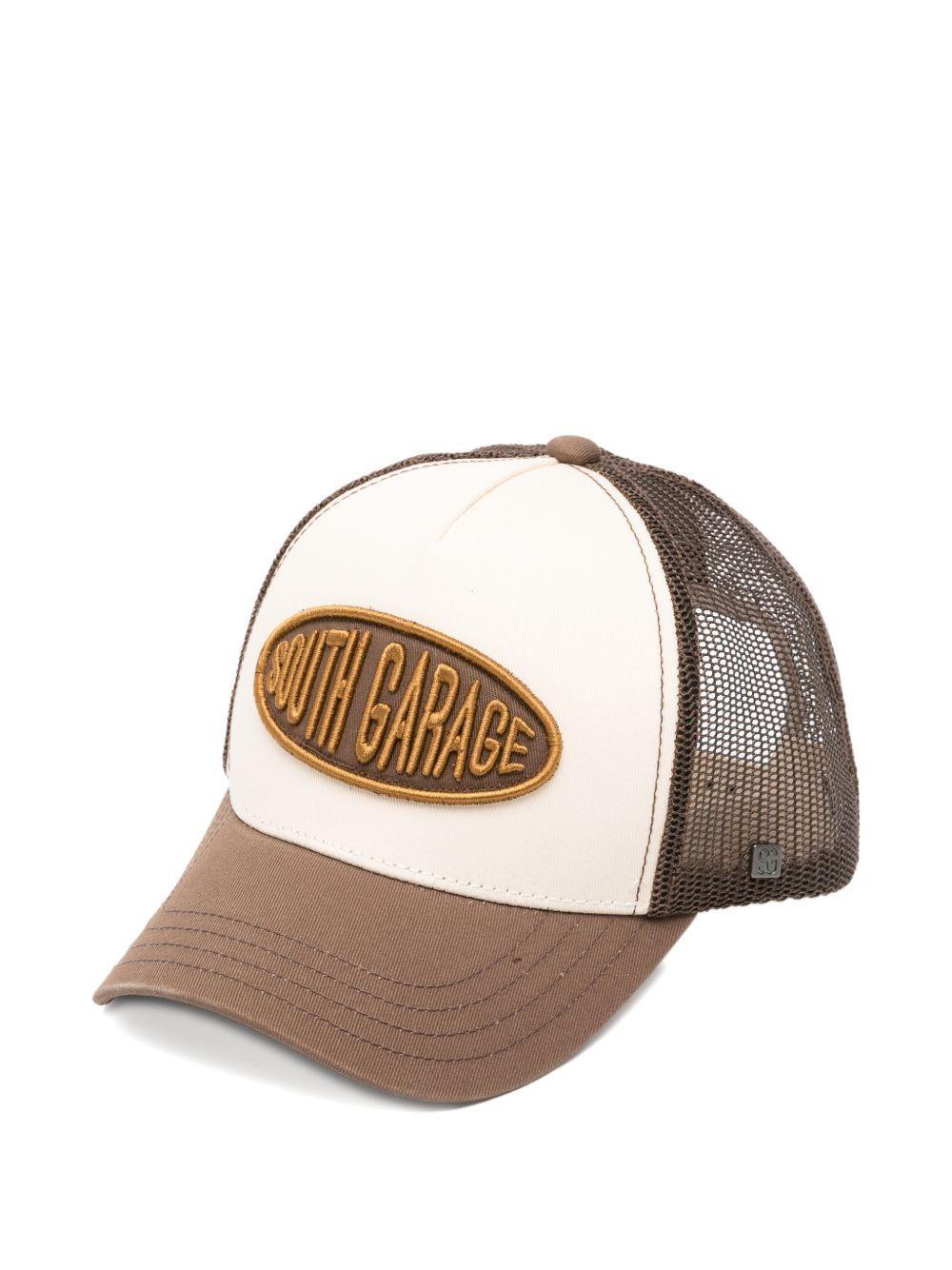 SOUTH GARAGE Cappello marrone e bianco con stampa 