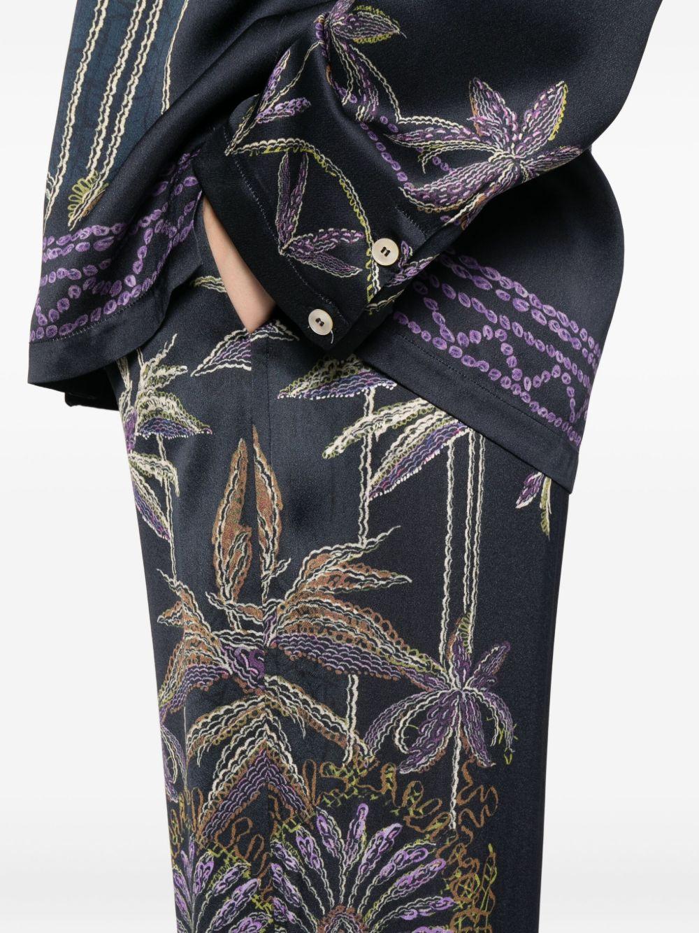 FORTE FORTE Pantaloni blu con stampa 